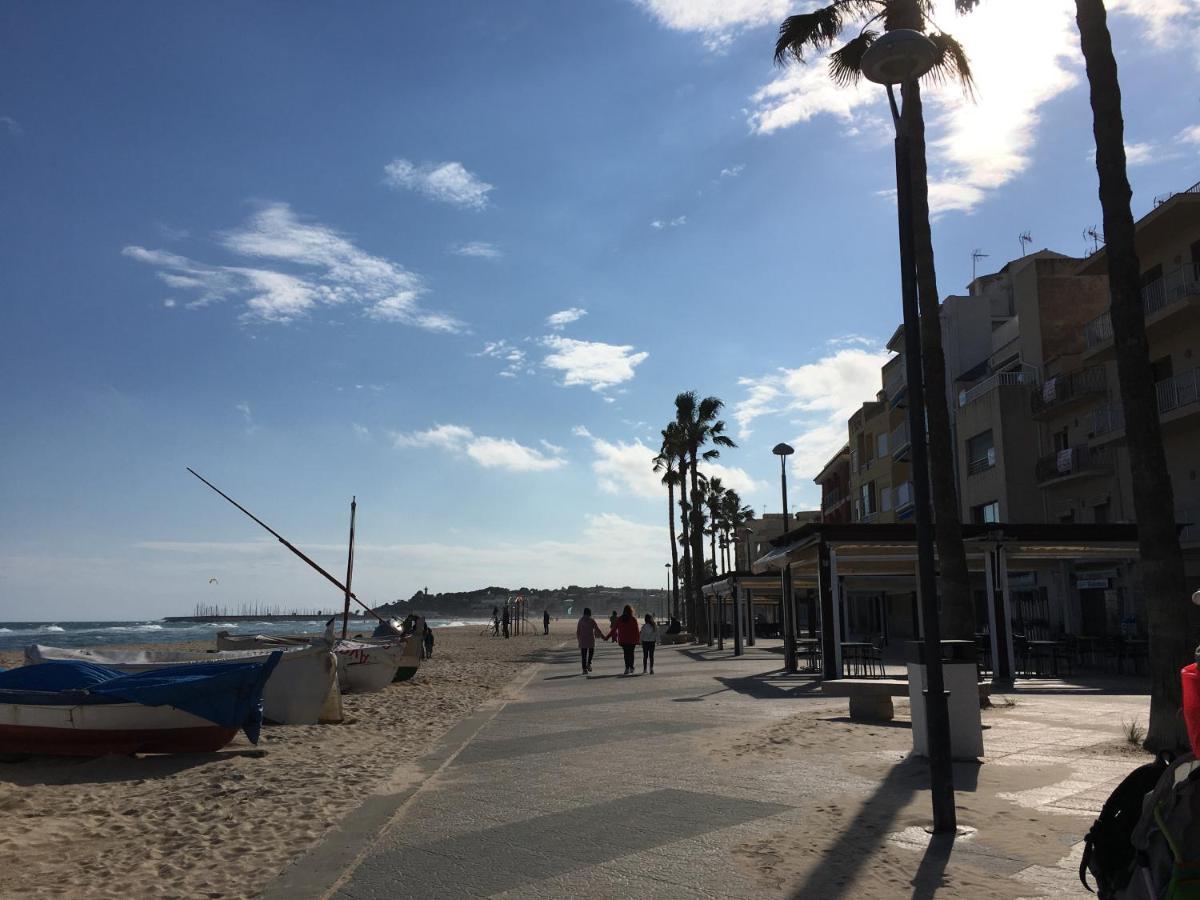 Casa Diana: Vista Al Mar Y 3min A La Playa Y 30min A Portaventura * Torredembarra