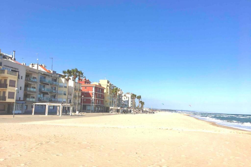 Casa Diana: Vista Al Mar Y 3min A La Playa Y 30min A Portaventura Holiday home *