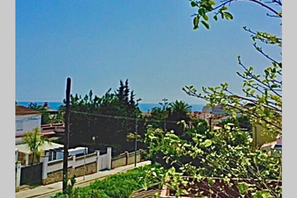 Holiday home Casa Diana: Vista Al Mar Y 3min A La Playa Y 30min A Portaventura *