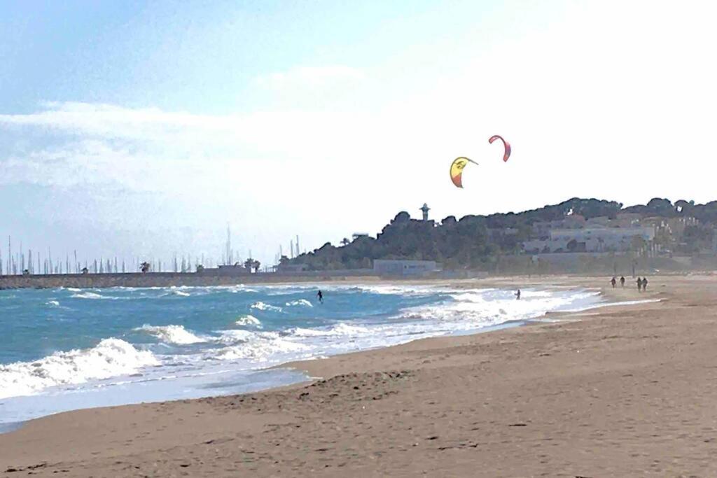 Casa Diana: Vista Al Mar Y 3min A La Playa Y 30min A Portaventura Holiday home *